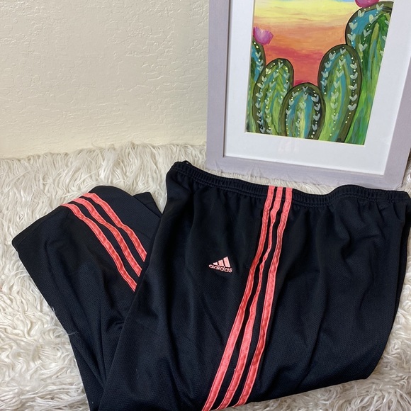adidas Pants - Adidas Crop athletic pants